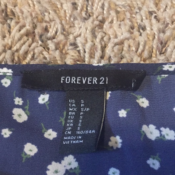 Forever 21 Blouse - Picture 3 of 3